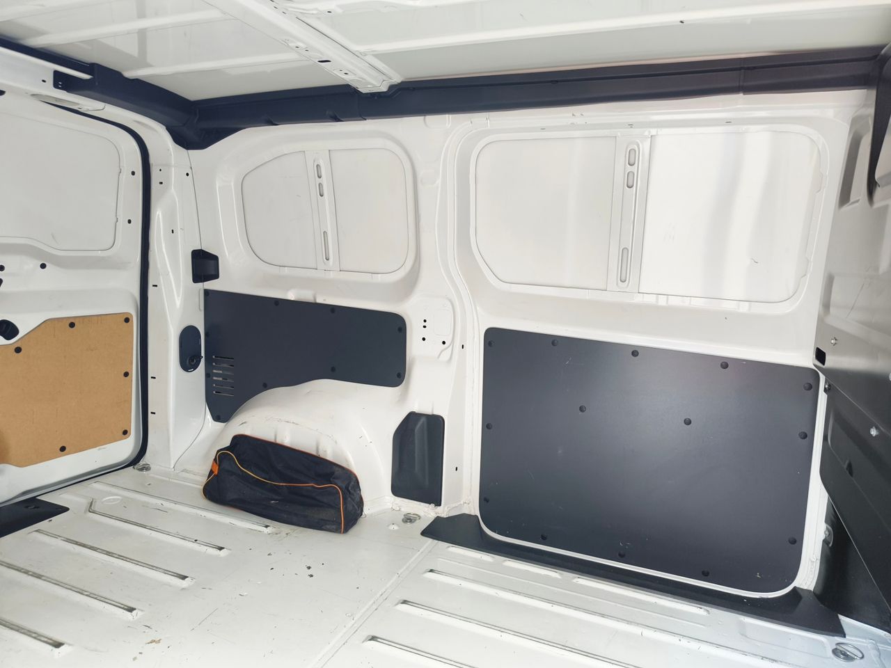 Opel Vivaro FURGON M CARGA STANDAR - Foto 14