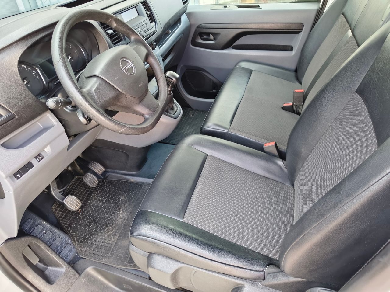 Opel Vivaro FURGON M CARGA STANDAR - Foto 7