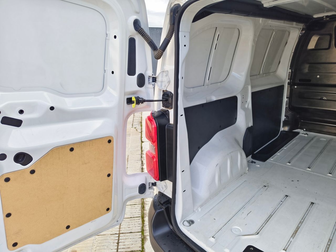 Opel Vivaro FURGON M CARGA STANDAR - Foto 12