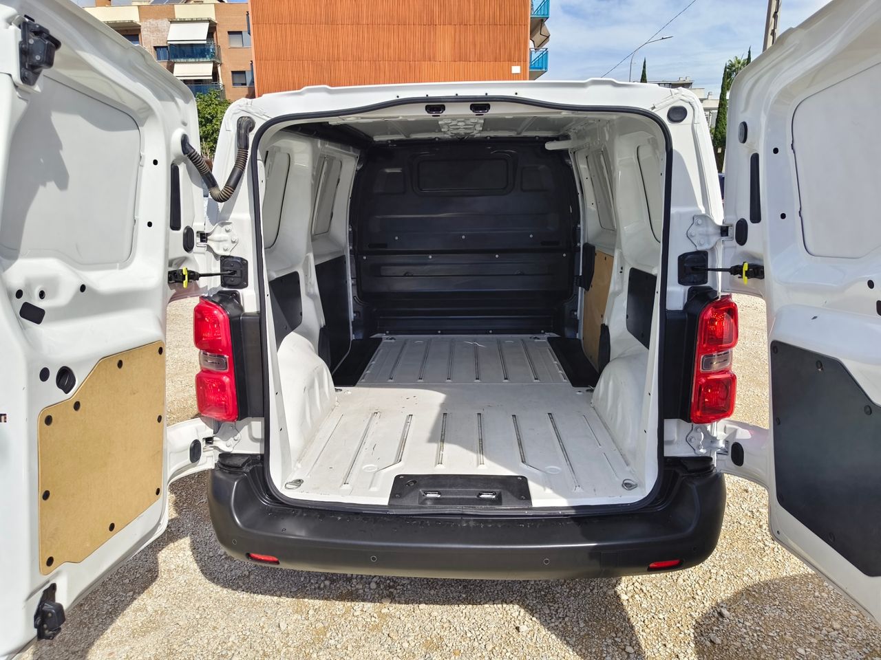 Opel Vivaro FURGON M CARGA STANDAR - Foto 11