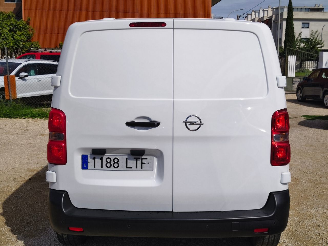 Opel Vivaro FURGON M CARGA STANDAR - Foto 10