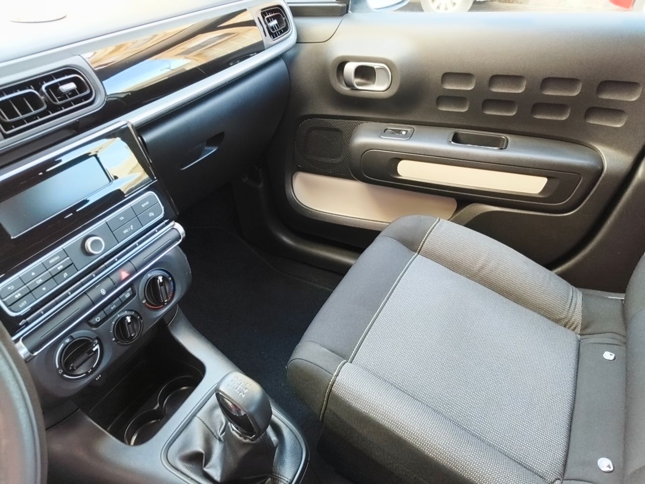 Citroën C3 PureTech 82 Feel - Foto 13