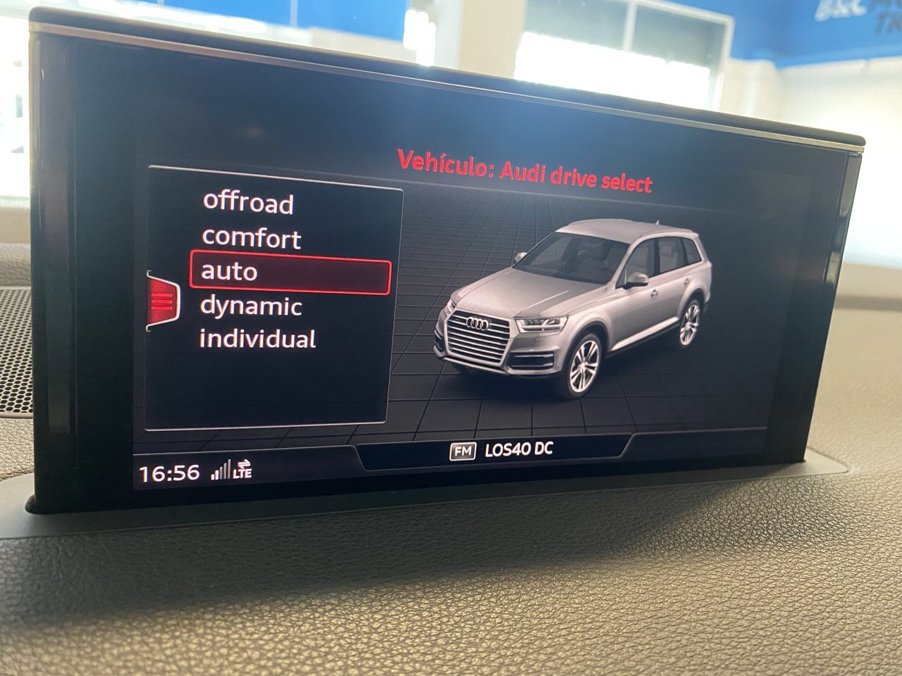 Audi Q7 3.0 45 TDI S-LINE QUATTRO TIPTRONIC HYBRID  - Foto 27