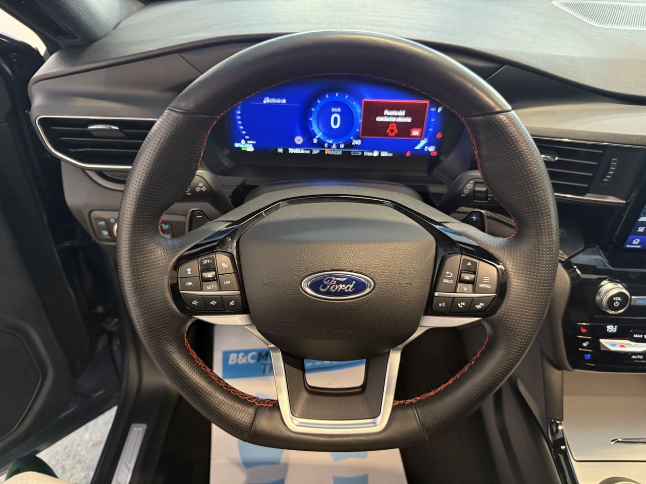 Ford Explorer 3.0 PHEV AWD ST-LINE 7 PLAZAS  - Foto 34