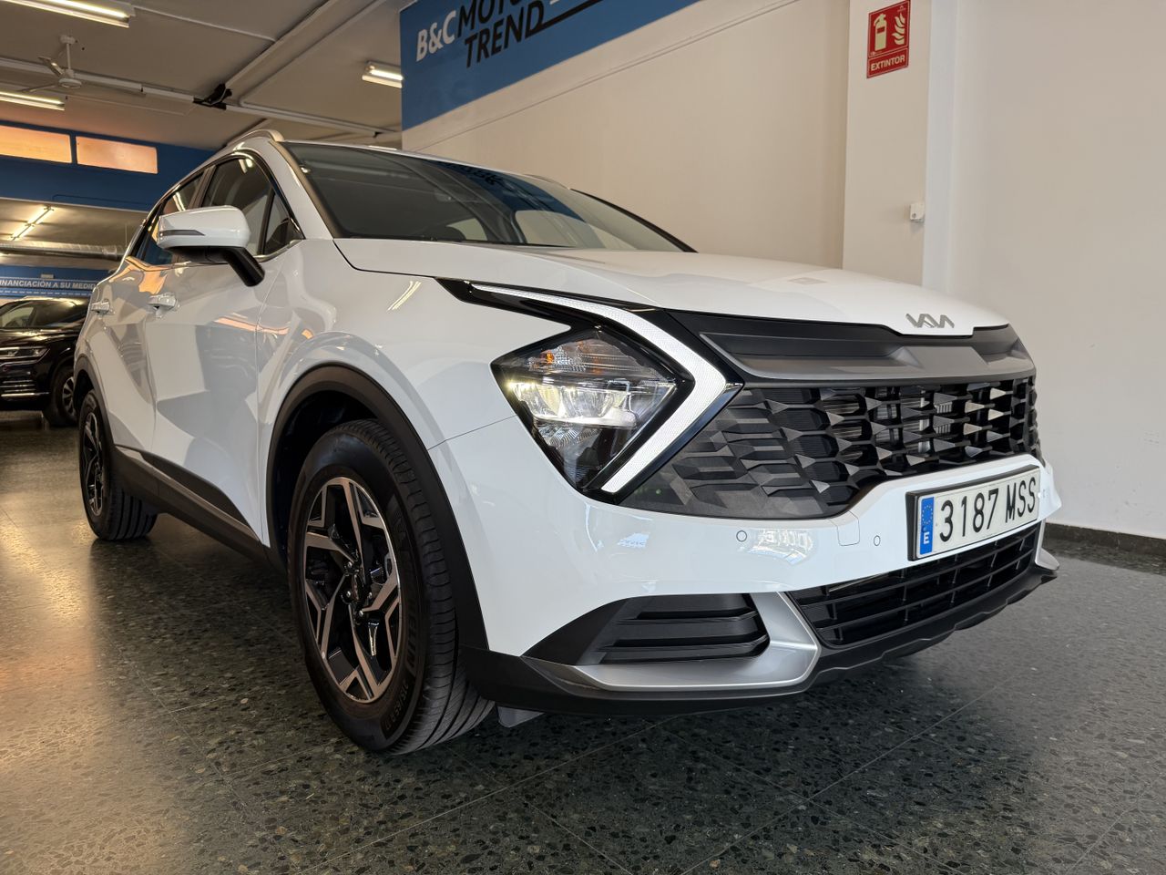 Kia Sportage 1.6 CRDI HYBRID MHEV AUTO.  - Foto 9