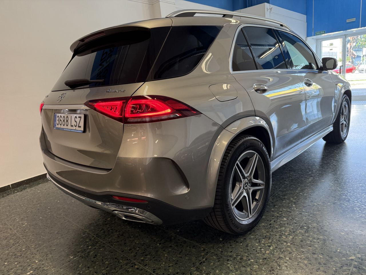 Mercedes Clase GLE 350 e 4MATIC AMG GASOLINA HÍBRIDO ENCHUFABLE  - Foto 4