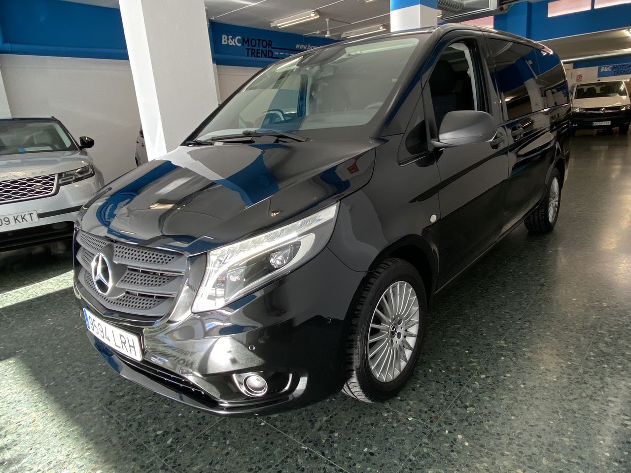 Mercedes Vito 116 CDI TOURER PRO LARGA AUTO 9 PLAZAS 163CV.  - Foto 12