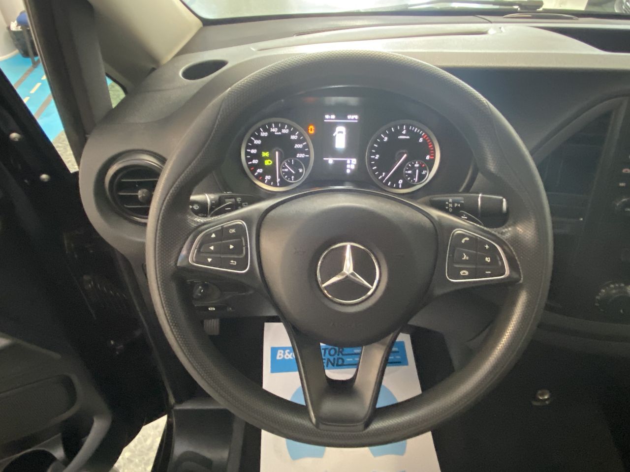Mercedes Vito 116 CDI TOURER PRO LARGA AUTO 9 PLAZAS 163CV.  - Foto 21