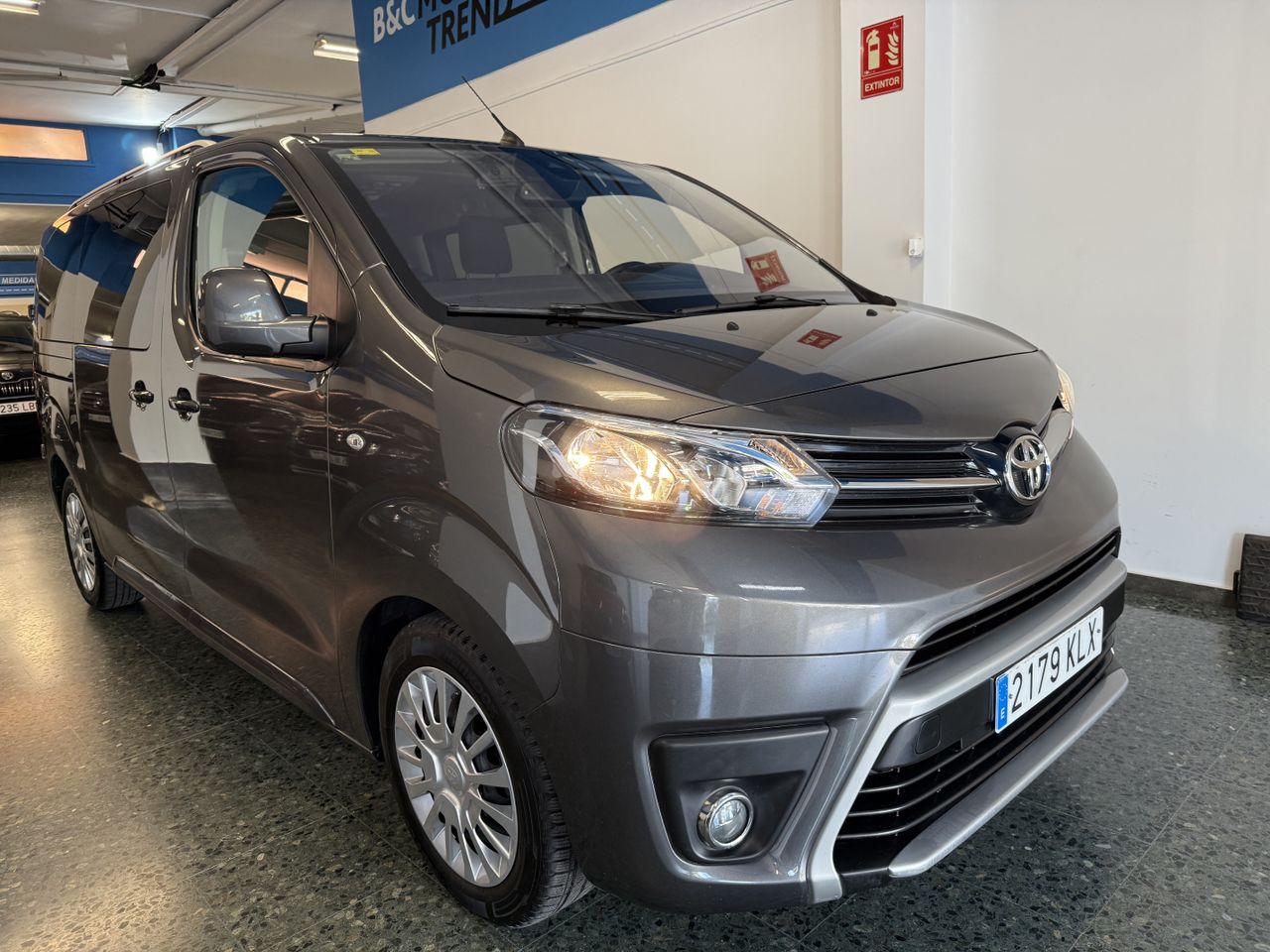 Toyota Proace Verso 2.0d AUTO 177cv 9 PLAZAS  - Foto 14