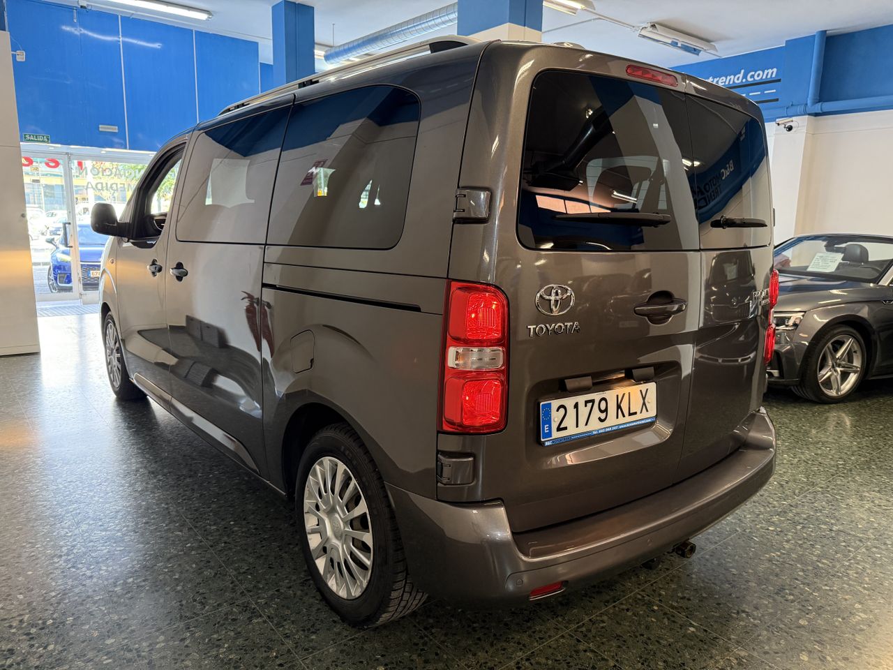 Toyota Proace Verso 2.0d AUTO 177cv 9 PLAZAS  - Foto 18