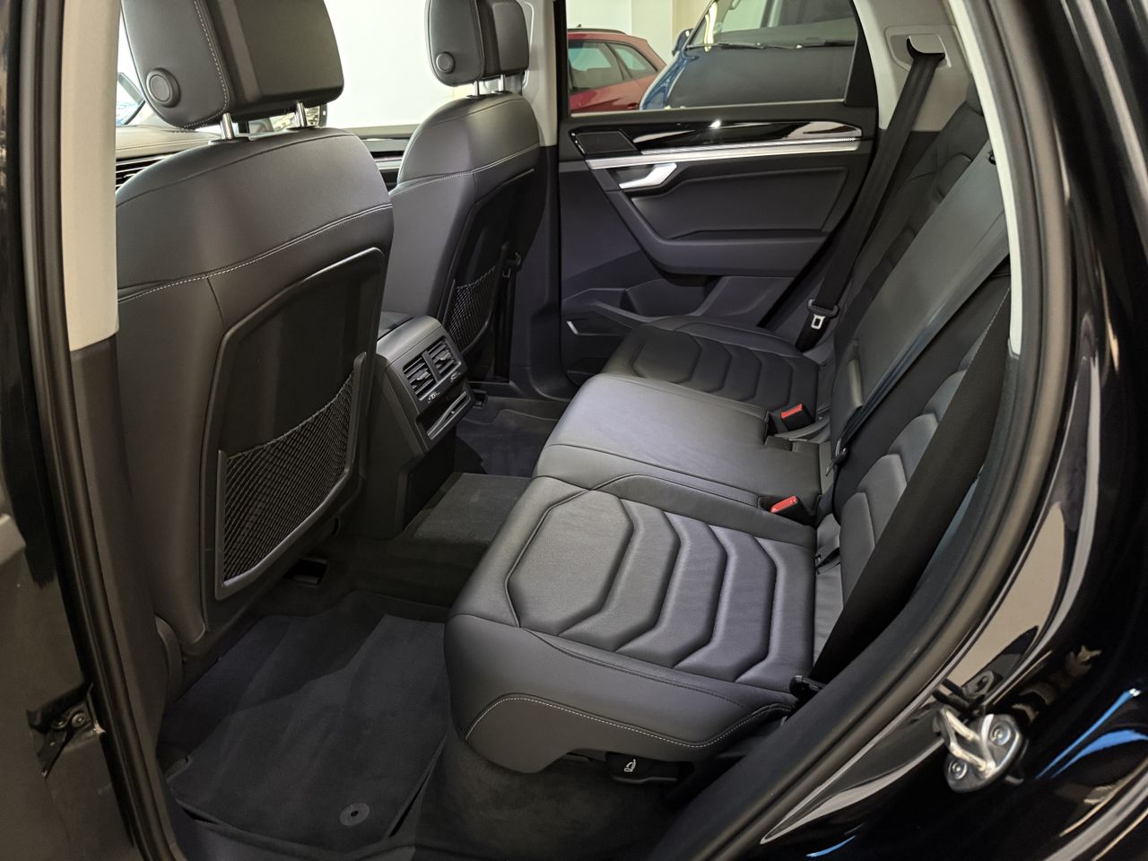 Volkswagen Touareg 3.0 TDI PREMIUM ELEGANCE 4 MOTION TIPTRONIC  - Foto 5