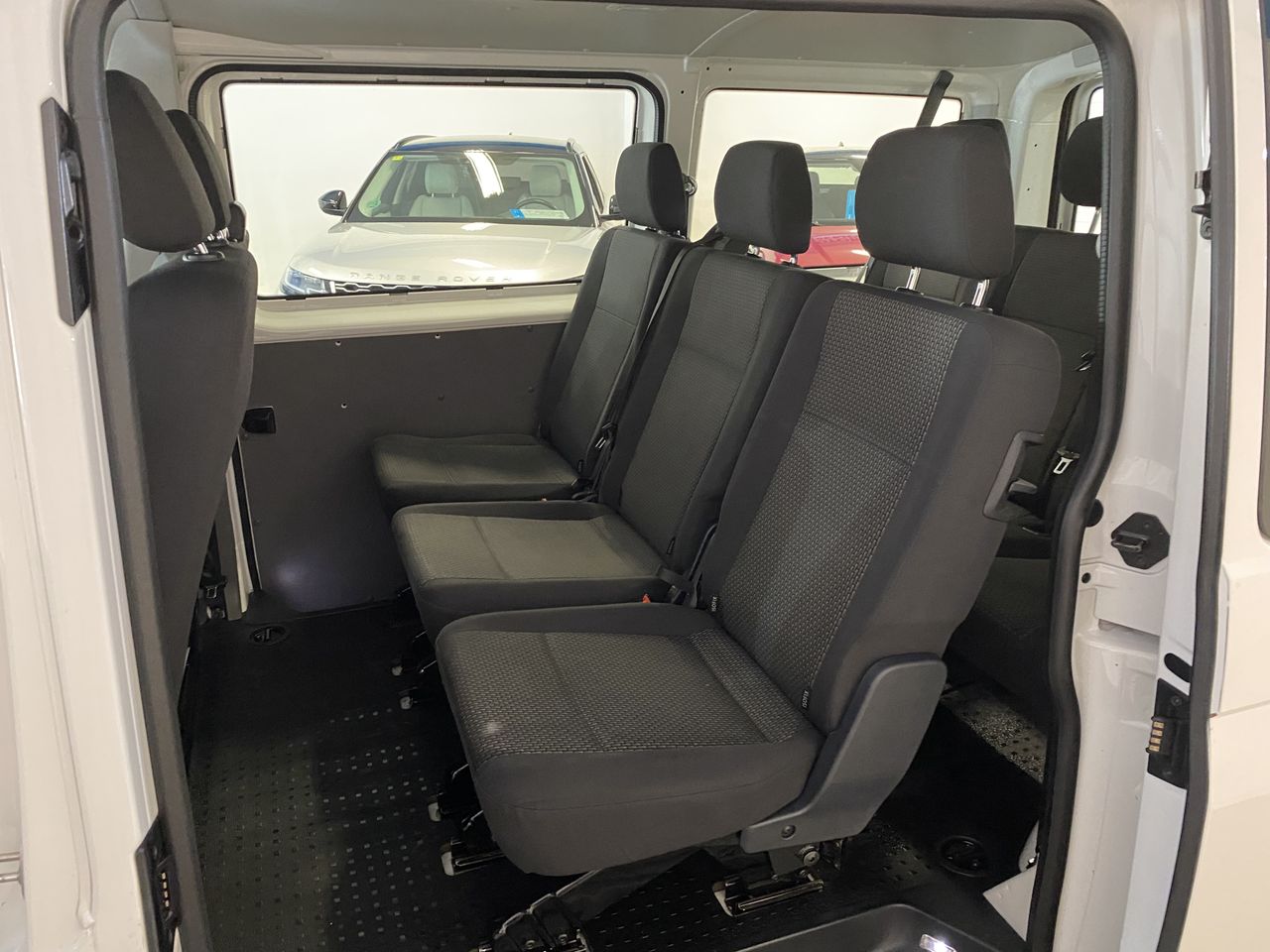 Volkswagen Transporter 2.0 TDI KOMBI 9 PLAZAS  - Foto 5