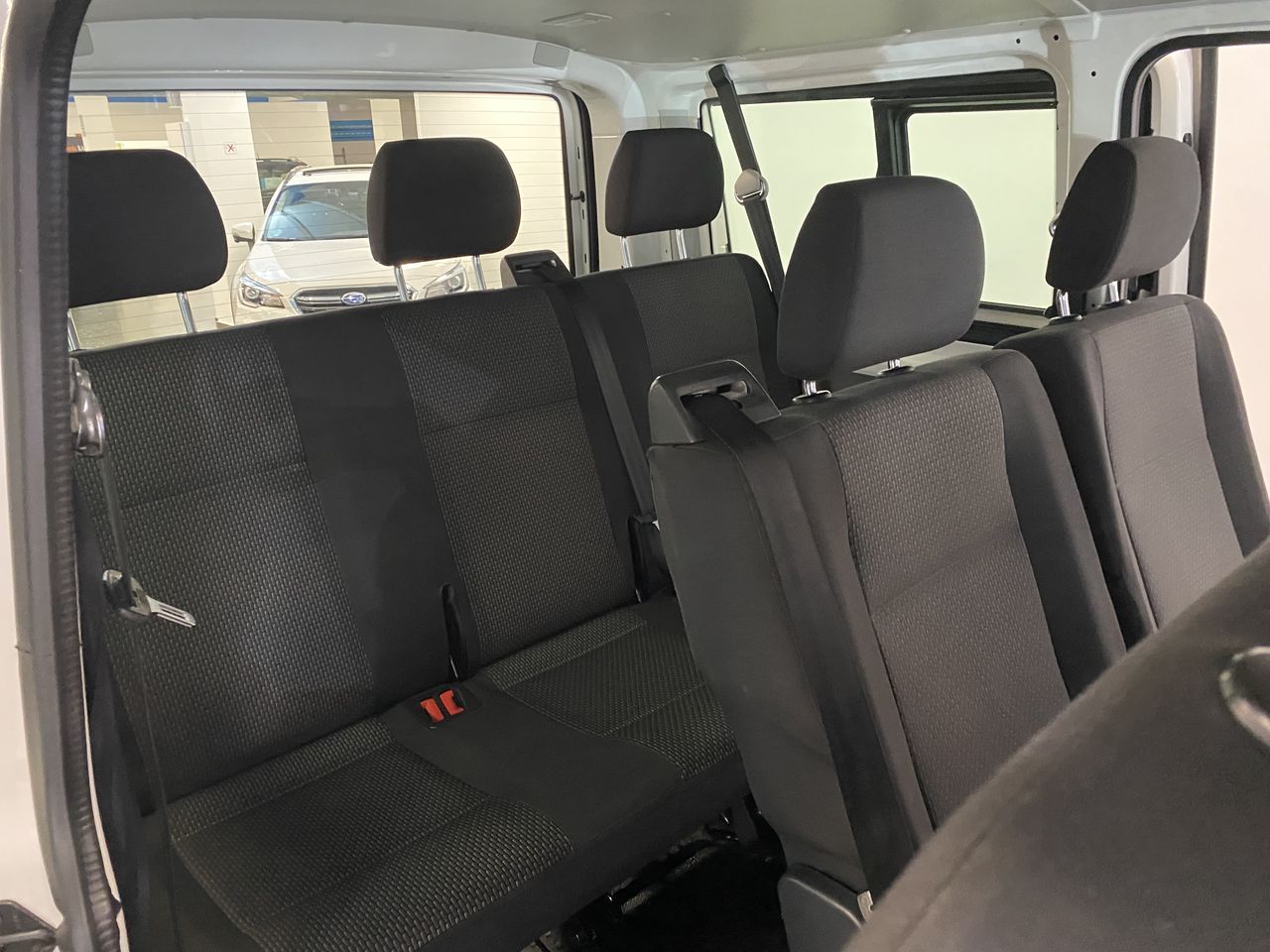 Volkswagen Transporter 2.0 TDI KOMBI 9 PLAZAS  - Foto 14