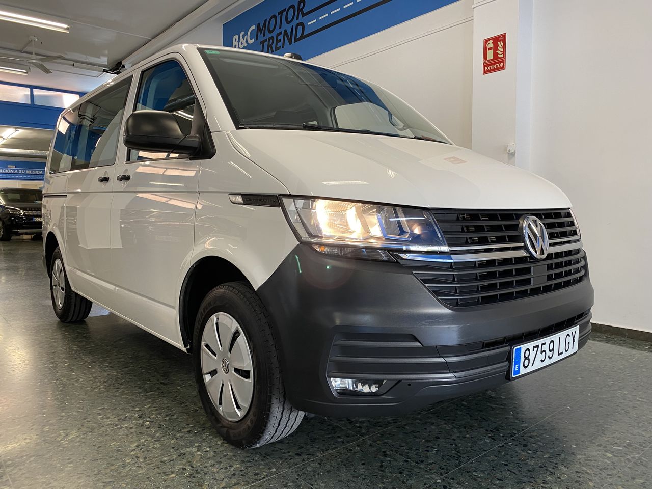 Volkswagen Transporter 2.0 TDI KOMBI 9 PLAZAS  - Foto 11