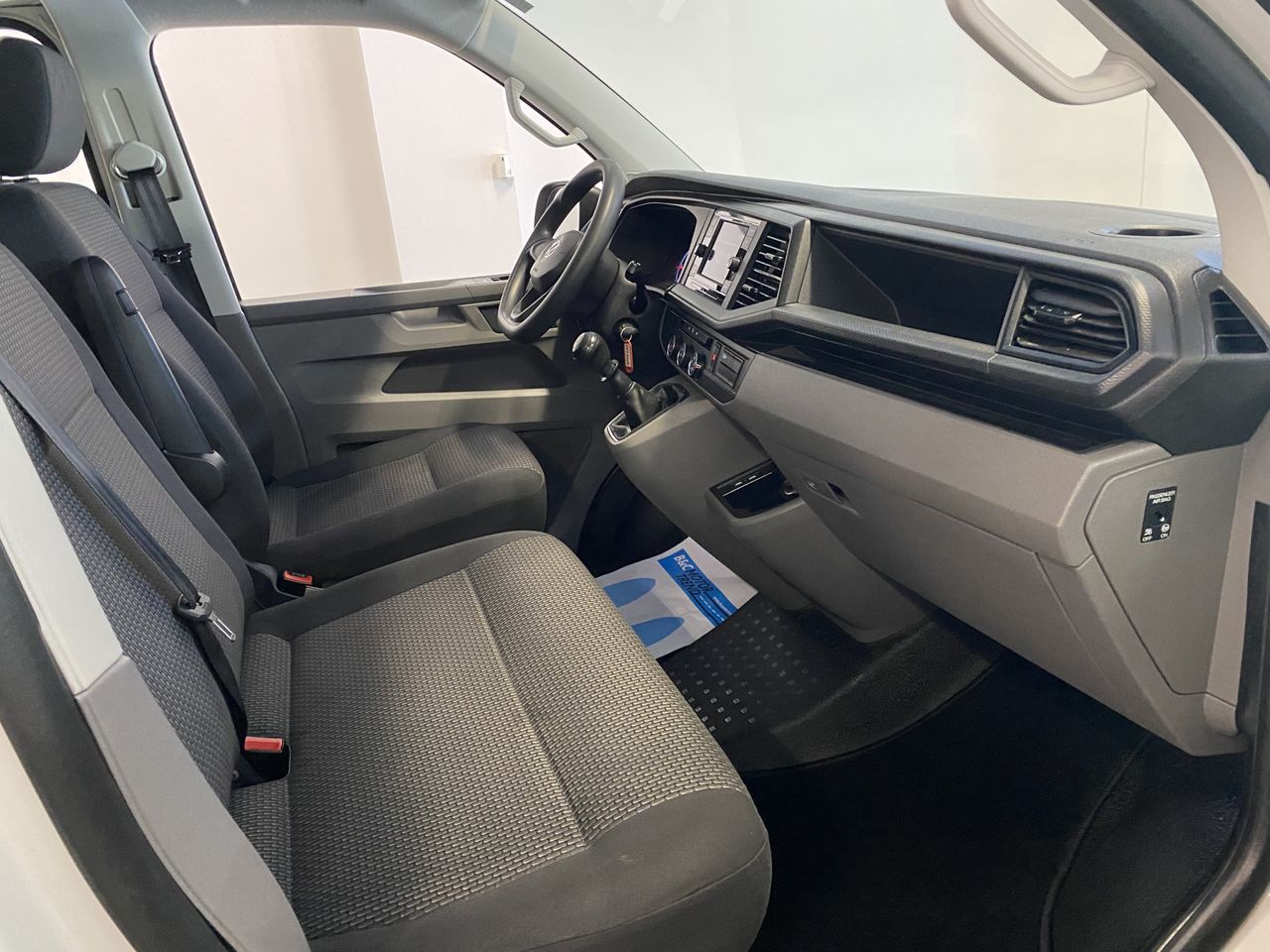 Volkswagen Transporter 2.0 TDI KOMBI 9 PLAZAS  - Foto 16
