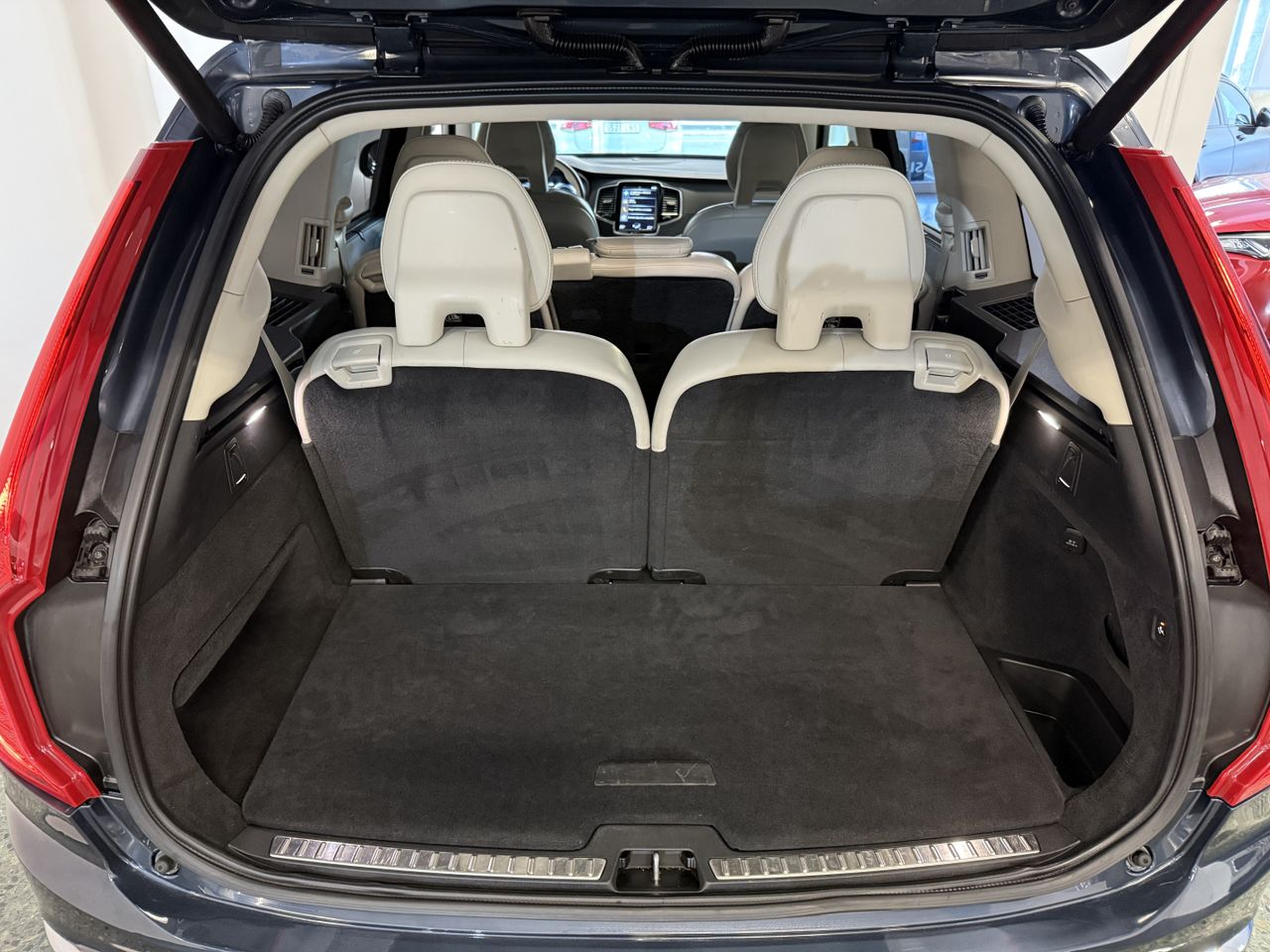 Volvo XC90 2.0 T8 INSCRIPTION PLUG-IN HYBRID AWD AUTO  - Foto 9