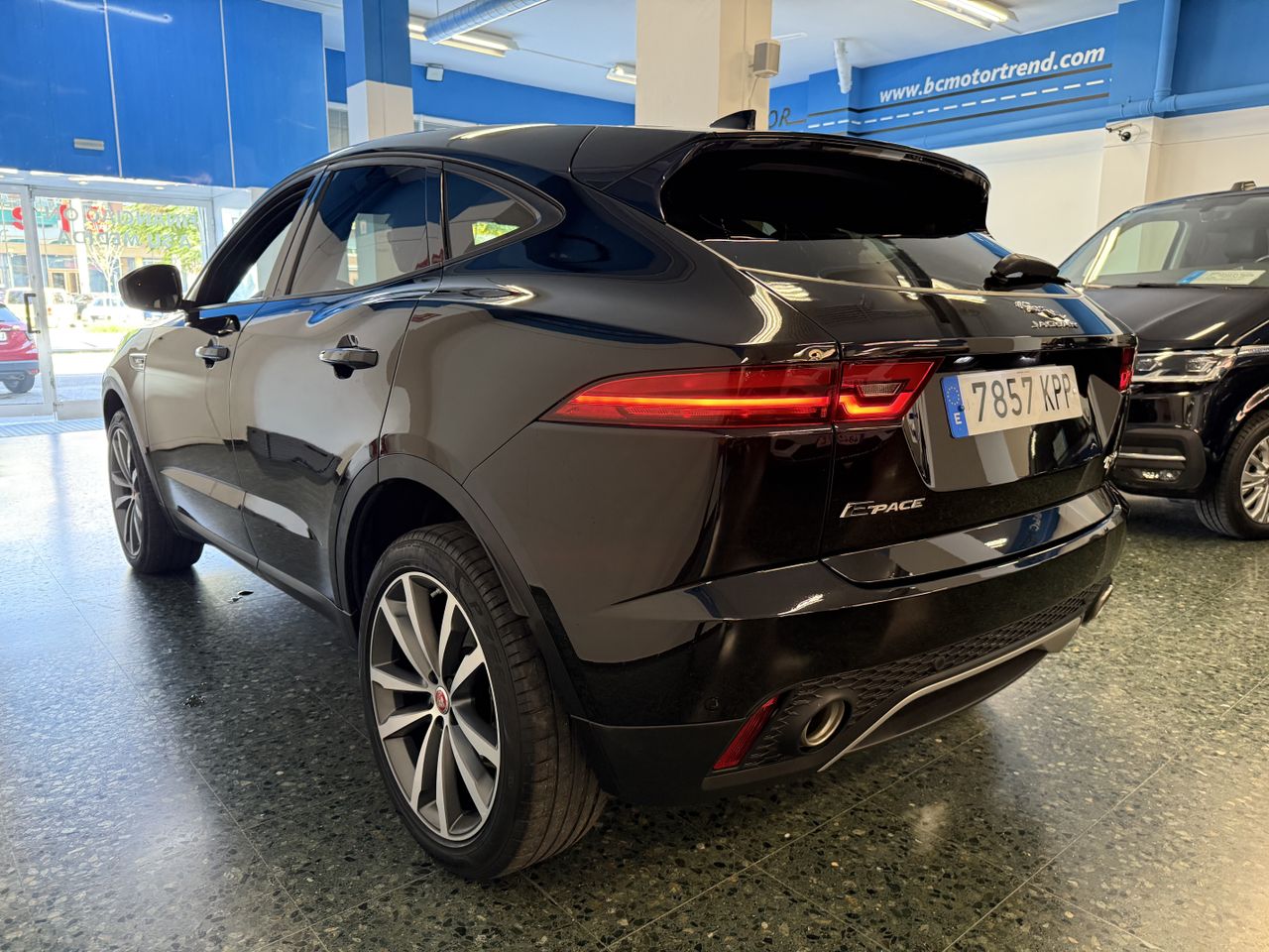 Jaguar E-Pace 2.0 R-DYNAMIC S AWD AUTO 250cv.  - Foto 18