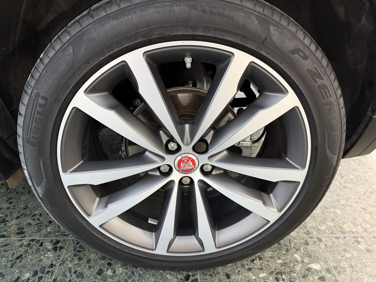 Jaguar E-Pace 2.0 R-DYNAMIC S AWD AUTO 250cv.  - Foto 20