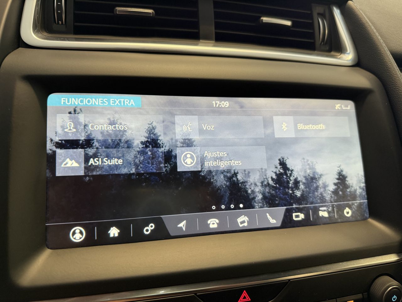 Jaguar E-Pace 2.0 R-DYNAMIC S AWD AUTO 250cv.  - Foto 23