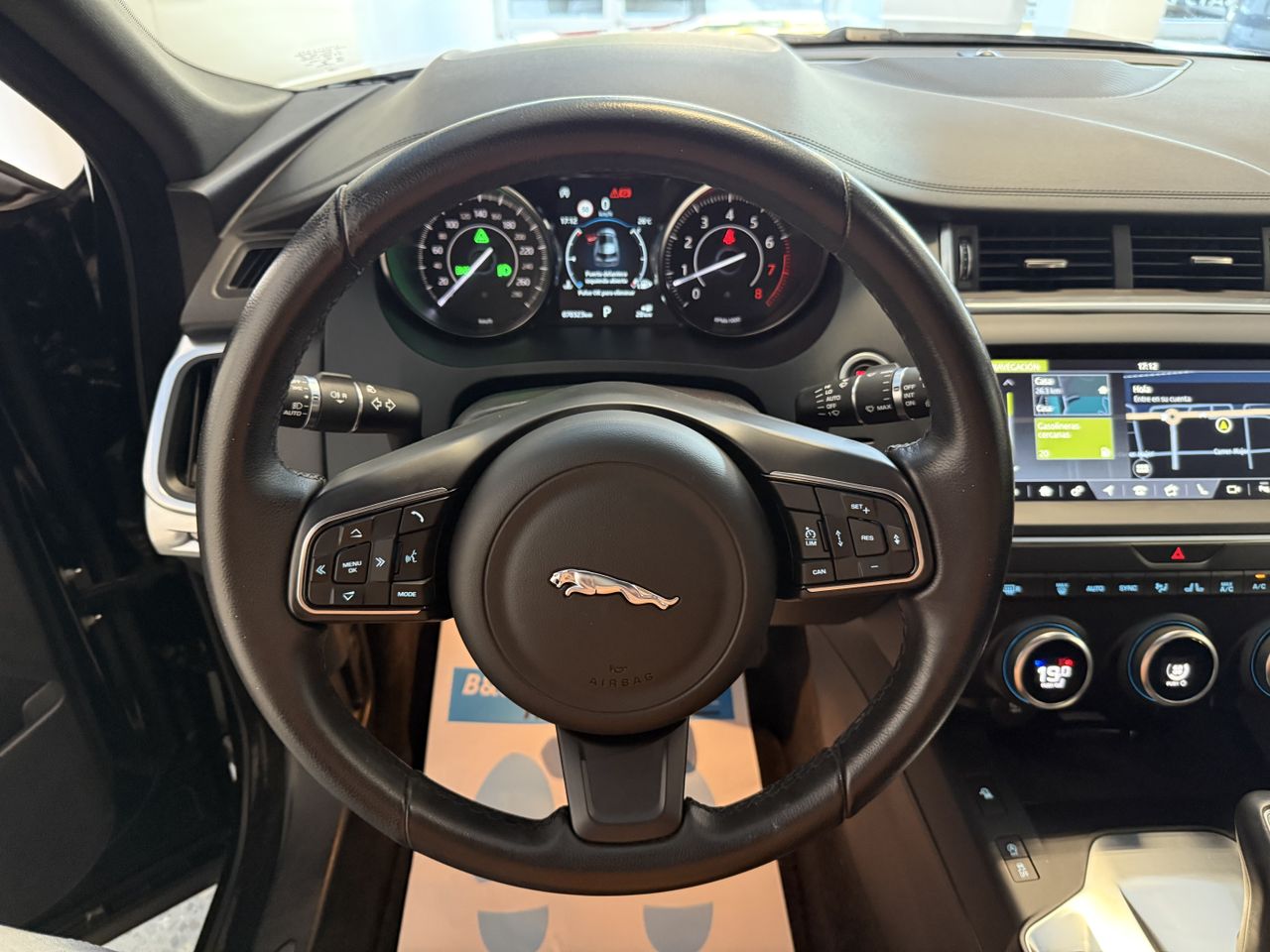 Jaguar E-Pace 2.0 R-DYNAMIC S AWD AUTO 250cv.  - Foto 28