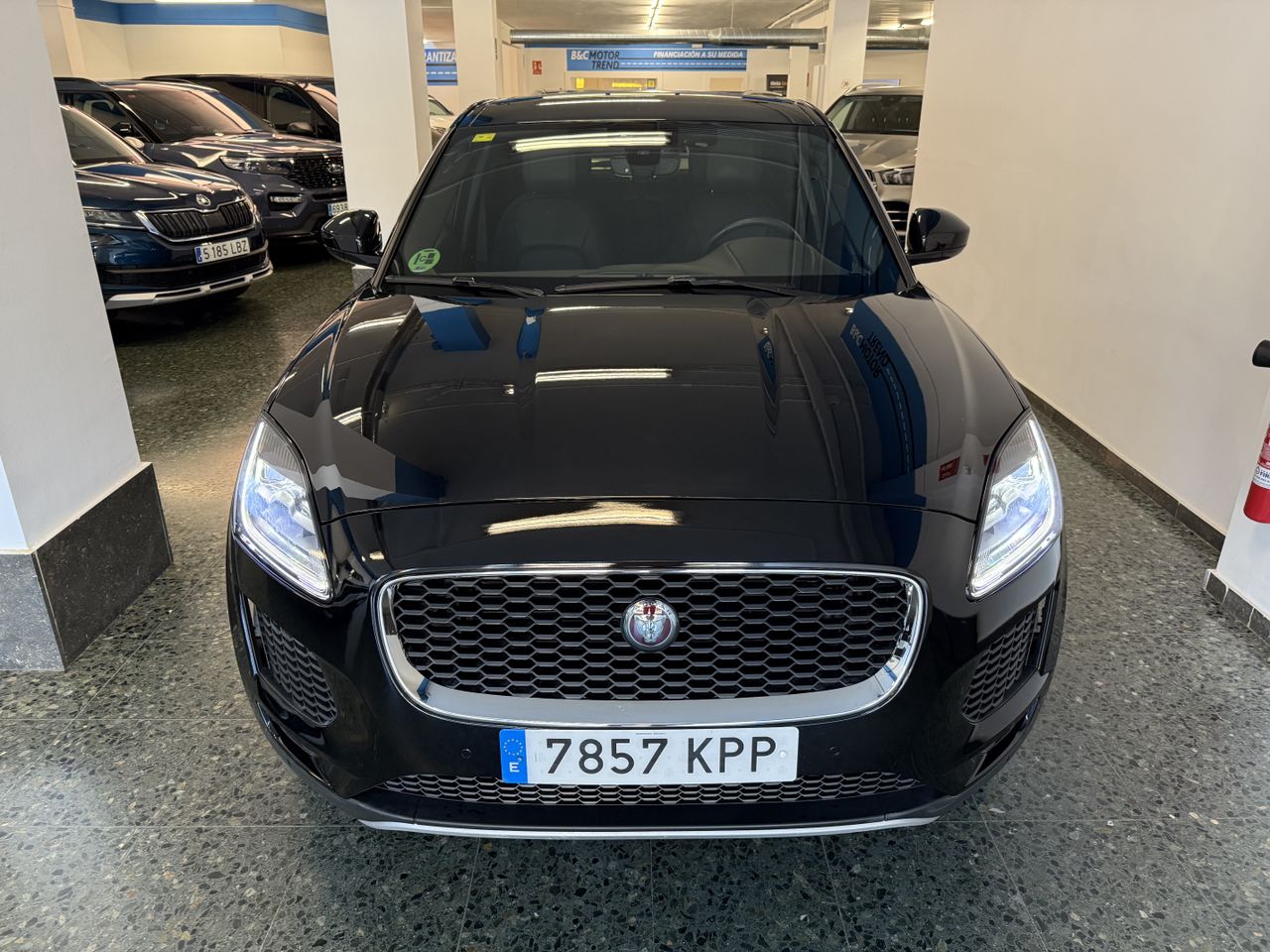 Jaguar E-Pace 2.0 R-DYNAMIC S AWD AUTO 250cv.  - Foto 8