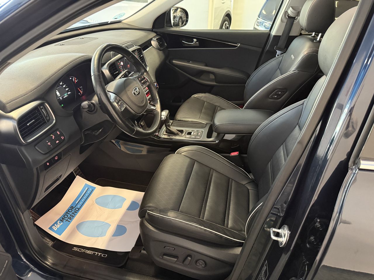 Kia Sorento 2.2 CRDI GT-LINE AWD AUTO 7 PLAZAS 200CV  - Foto 3