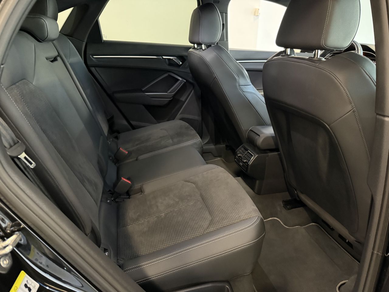Audi Q3 SPORTBACK 35 TDI S-TRONIC BLACK LINE  - Foto 9