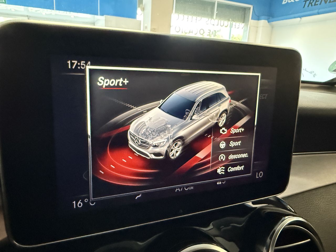 Mercedes Clase GLC 250 4MATIC AMG AUTO  - Foto 26