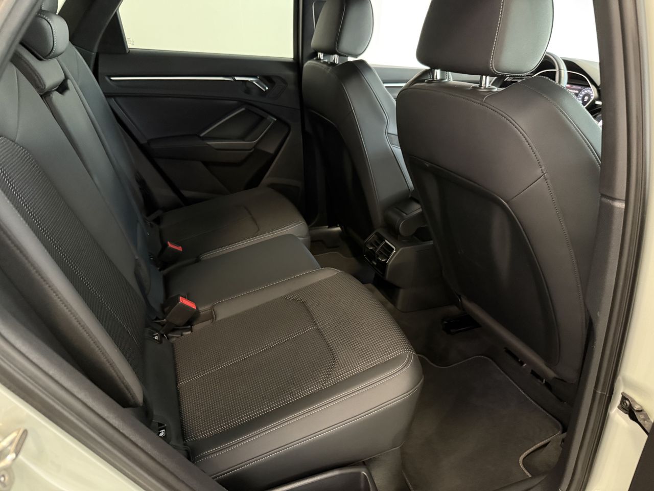 Audi Q3 SPORTBACK 45 2.0 TFSI QUATTRO BLACK LINE S-TRONIC 245cv - Foto 11