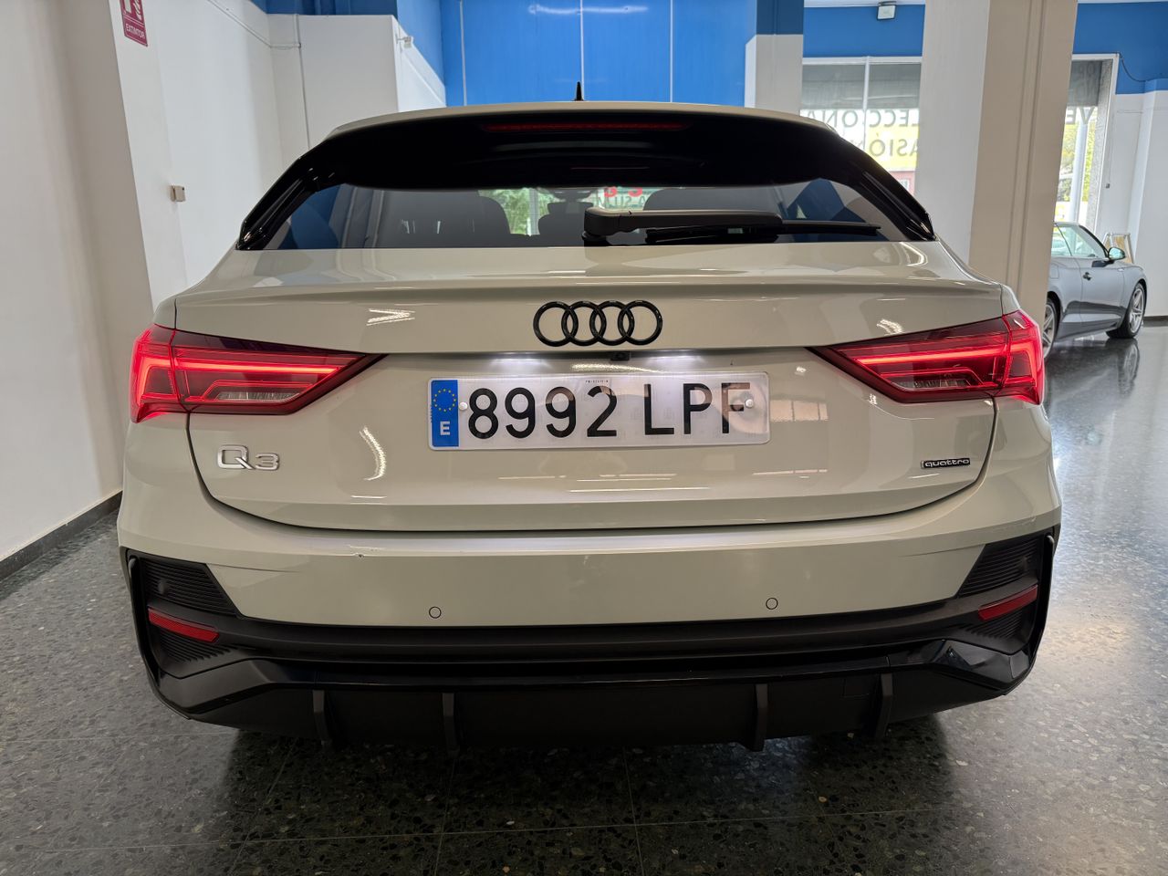 Audi Q3 SPORTBACK 45 2.0 TFSI QUATTRO BLACK LINE S-TRONIC 245cv  - Foto 16
