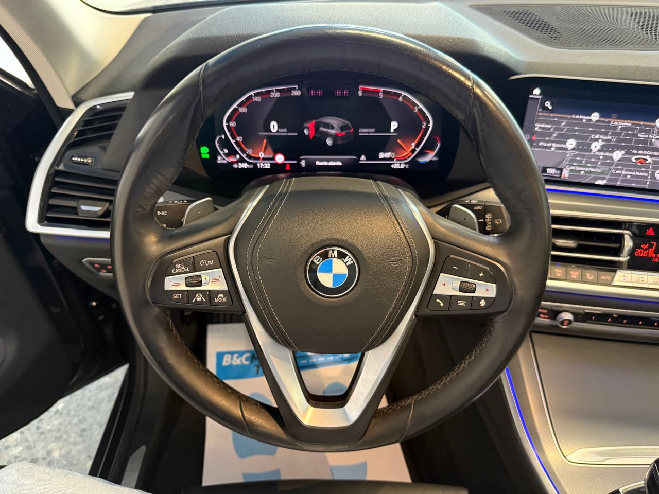 BMW X5 xDrive30d - Foto 37