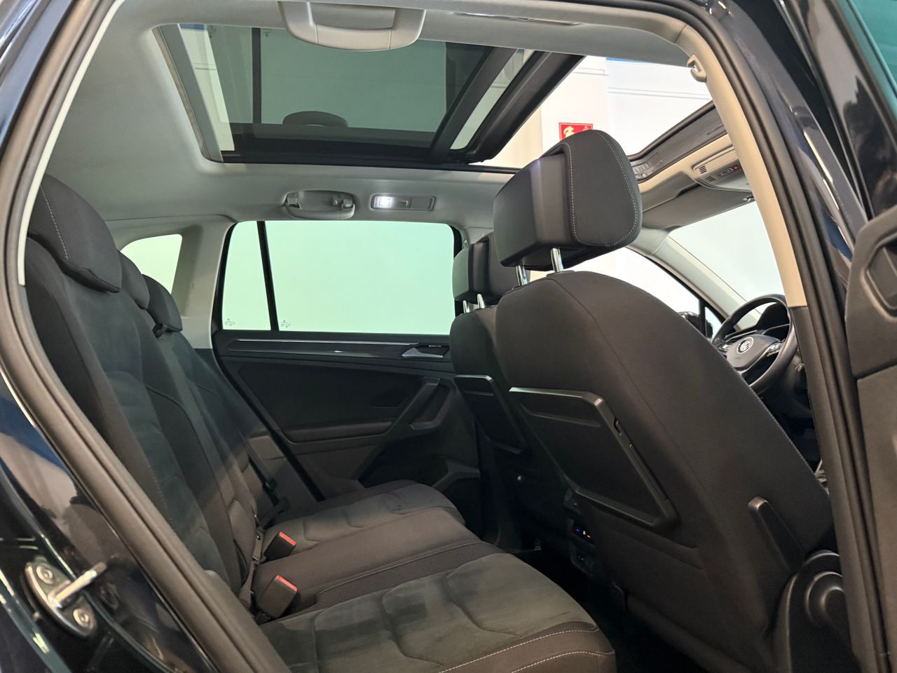 Volkswagen Tiguan 1.5 TSI DSG R-LINE - Foto 9