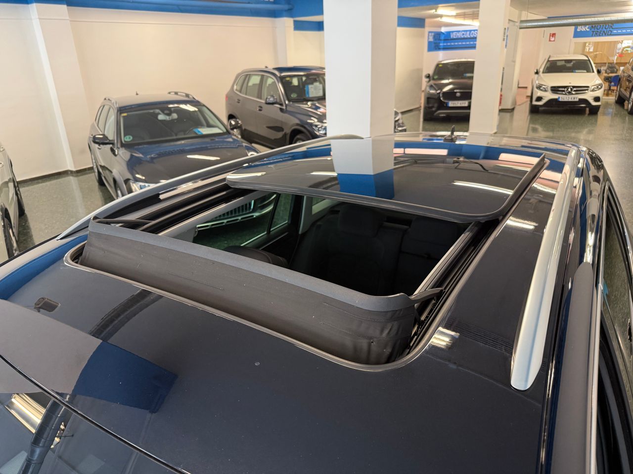 Volkswagen Tiguan 1.5 TSI DSG R-LINE - Foto 32