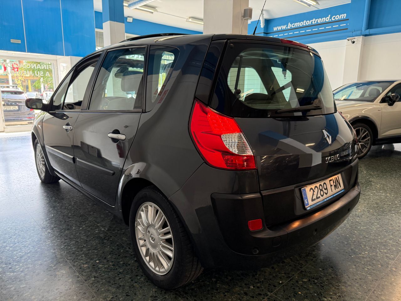 Renault Scénic 1.6 PRIVILEGE - Foto 18