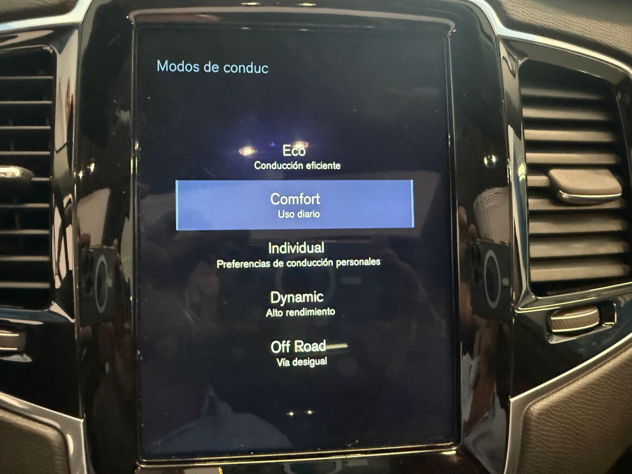 Volvo XC90 2.0 D5 AWD AUTO MOMENTUM 7 PLAZAS - Foto 30