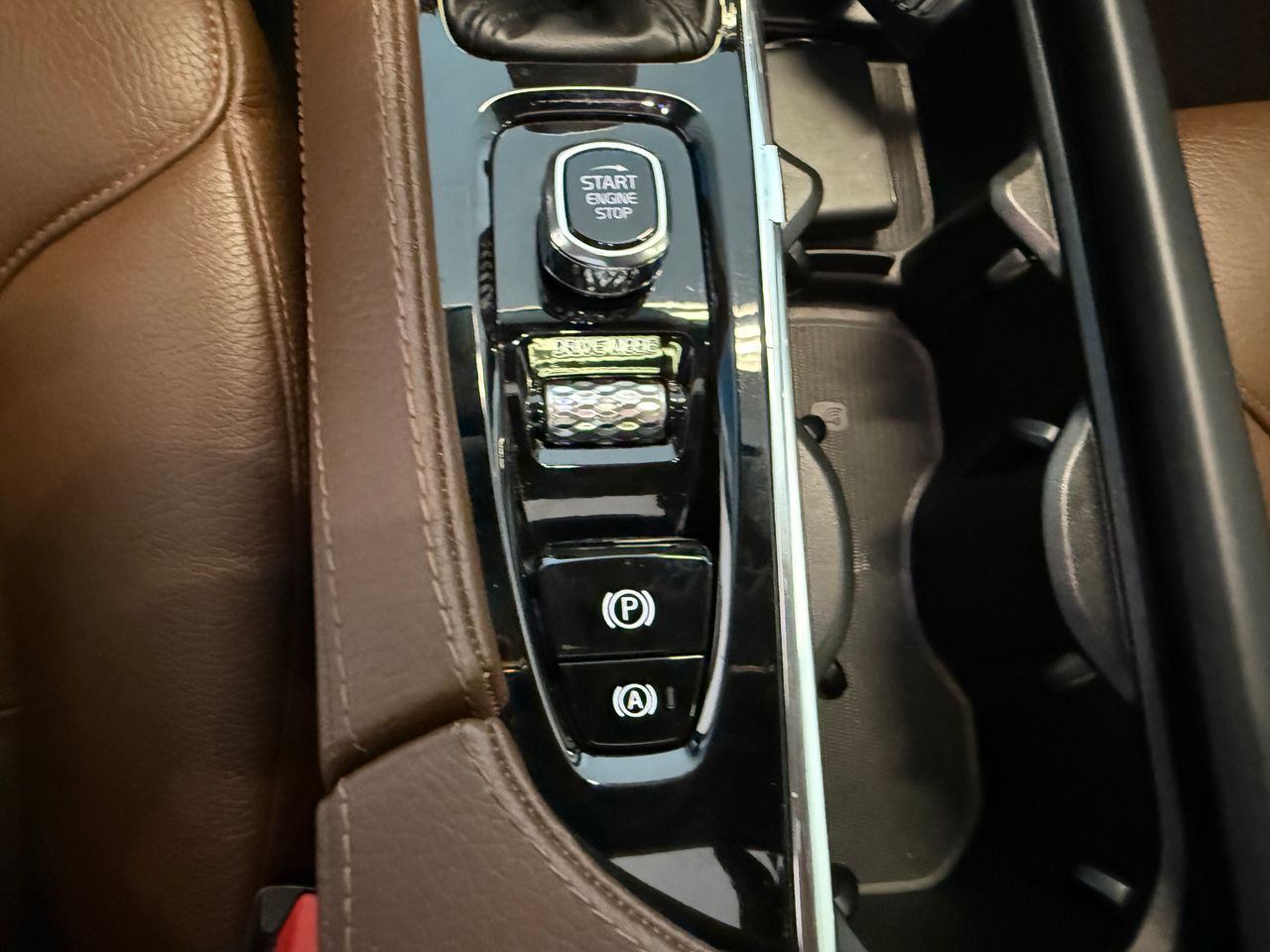 Volvo XC90 2.0 D5 AWD AUTO MOMENTUM 7 PLAZAS - Foto 31