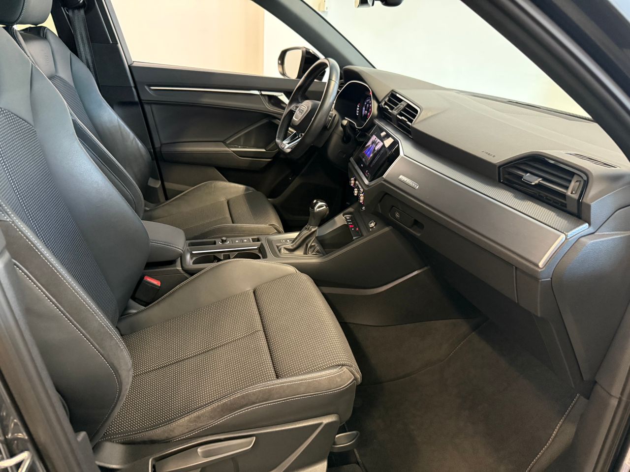Audi Q3 Black line edition 40 TFSI quattro S tronic - Foto 11