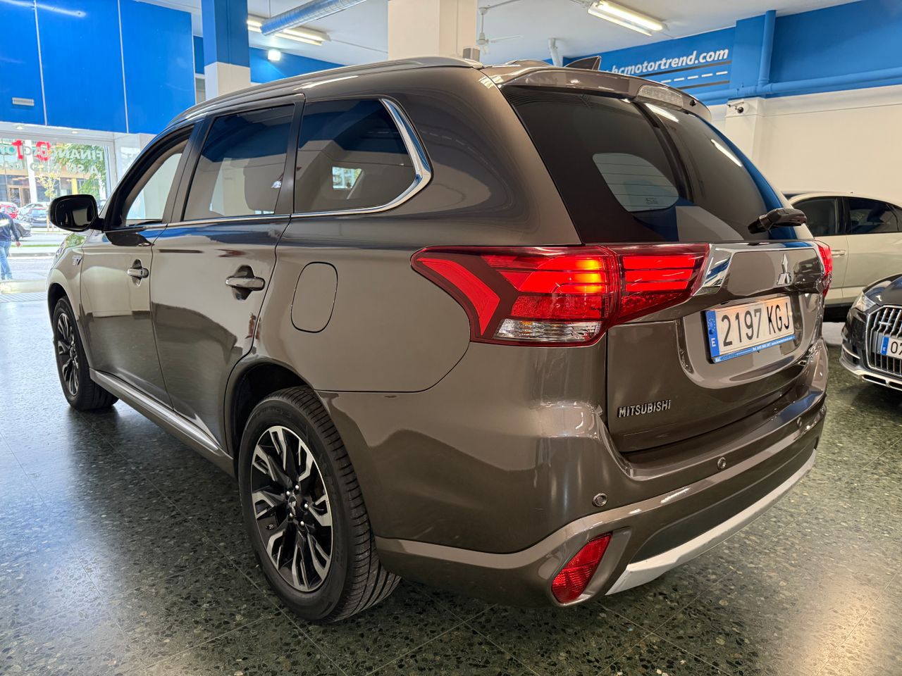 Mitsubishi Outlander 2.0 PHEV KAITEKI AWD - Foto 18