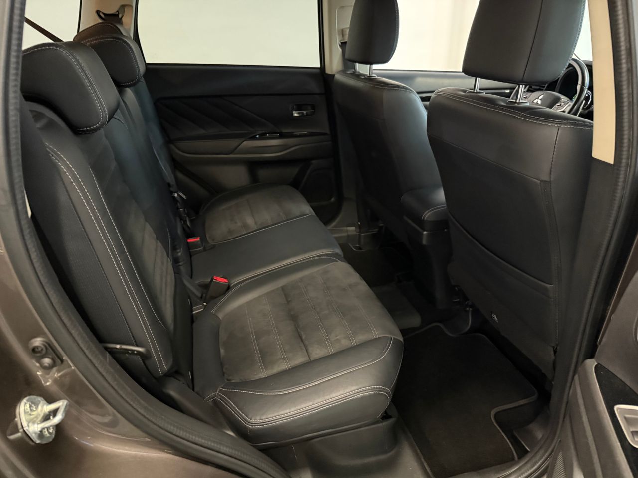Mitsubishi Outlander 2.0 PHEV KAITEKI AWD - Foto 5