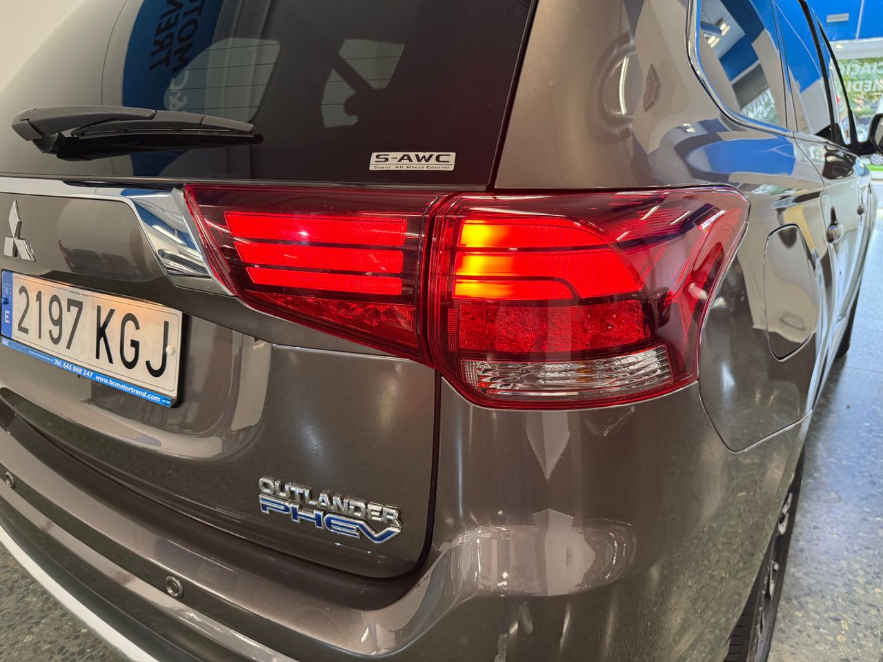 Mitsubishi Outlander 2.0 PHEV KAITEKI AWD - Foto 36