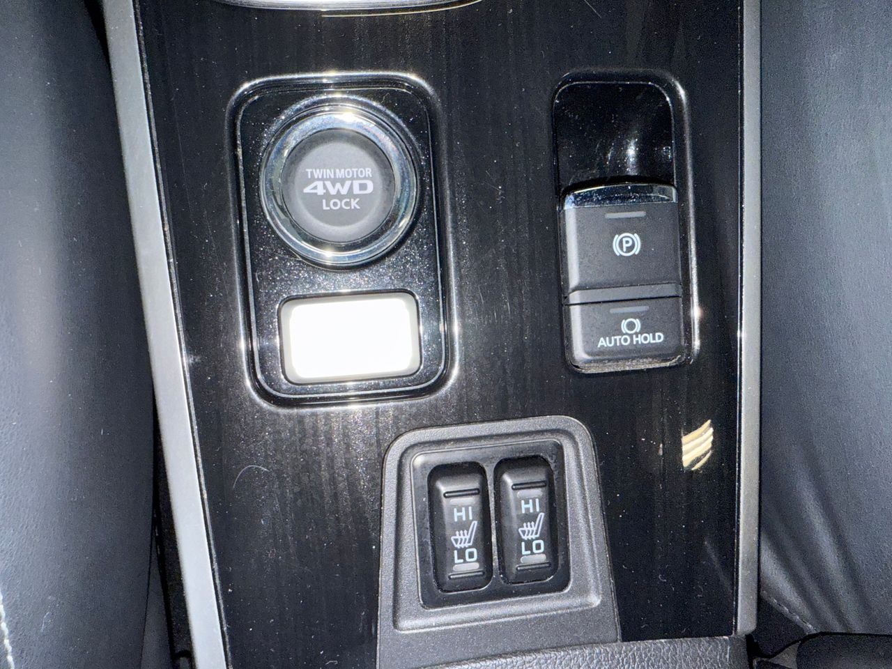 Mitsubishi Outlander 2.0 PHEV KAITEKI AWD - Foto 26
