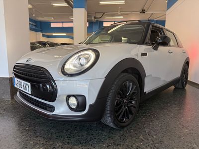 MINI Clubman  2.0 COOPER D AUTO  2018 - de segunda mano en Barcelona