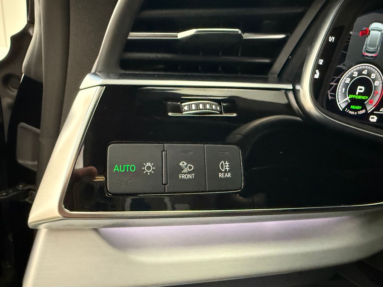 Audi Q8 55 TFSI e S-LINE QUATTRO TIPTRONIC - Foto 37