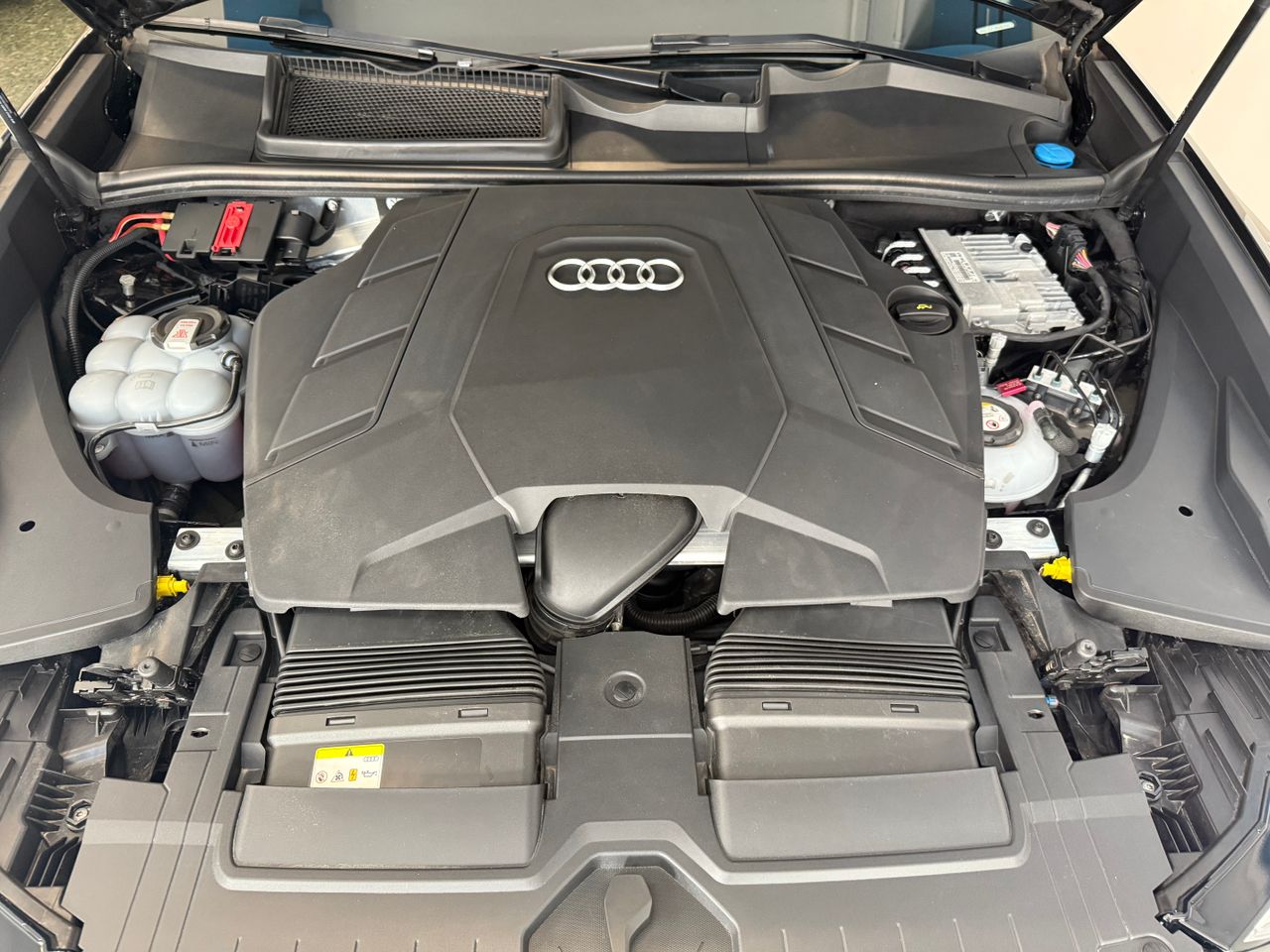 Audi Q8 55 TFSI e S-LINE QUATTRO TIPTRONIC - Foto 48
