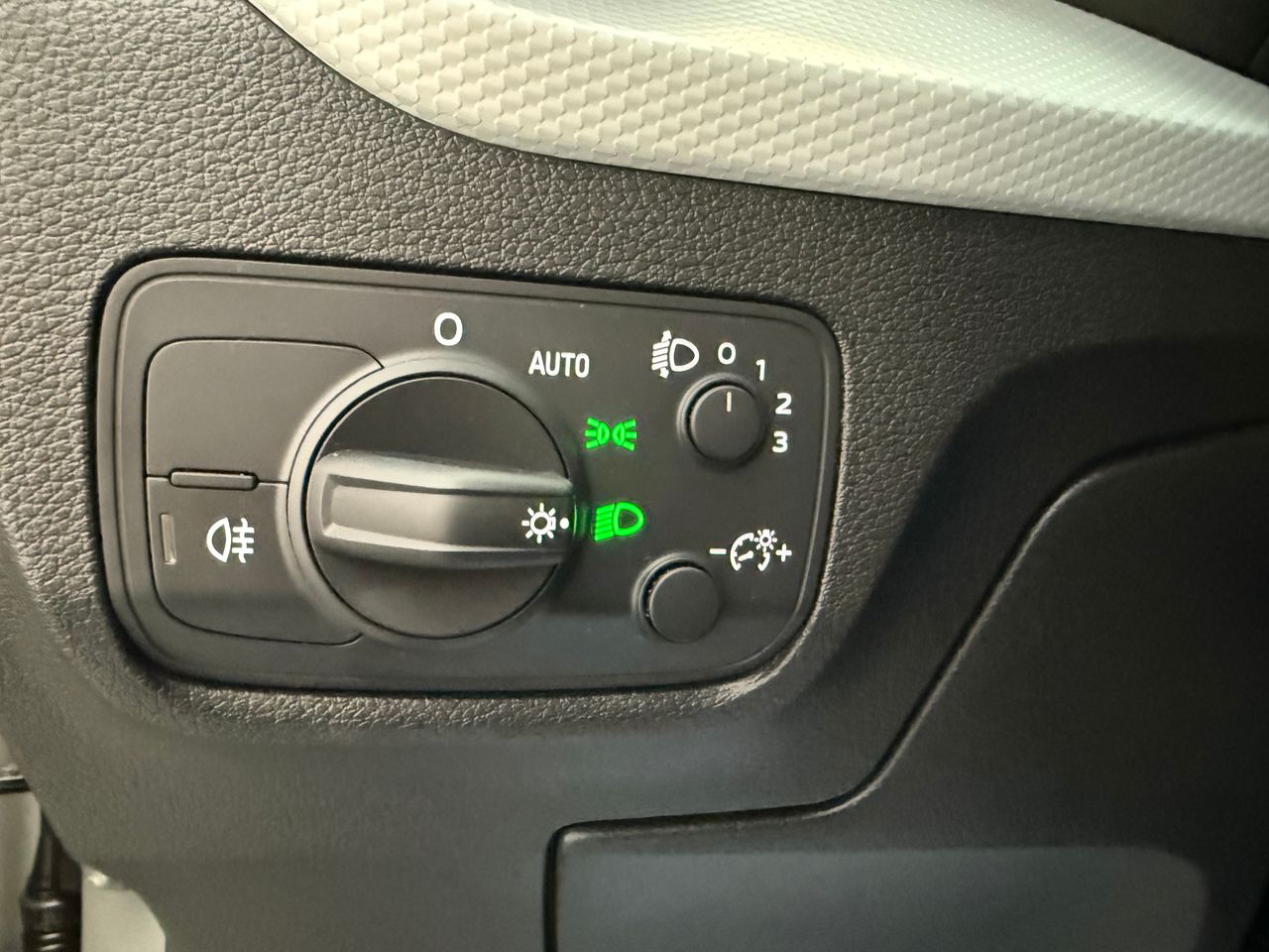 Audi Q2 35 TFSI S-TRONIC DESIGN 150CV. - Foto 30