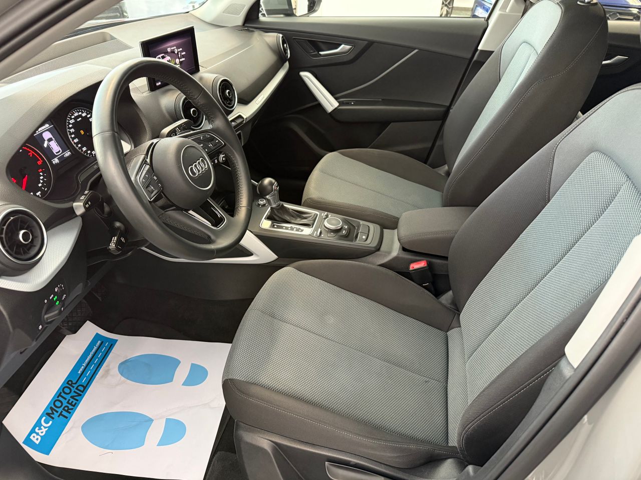 Audi Q2 35 TFSI S-TRONIC DESIGN 150cv - Foto 3