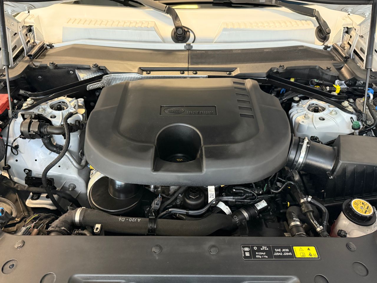 Land-Rover Defender 3.0D 110 S MHEV 200 AUTO AWD 6 PLAZAS. - Foto 49