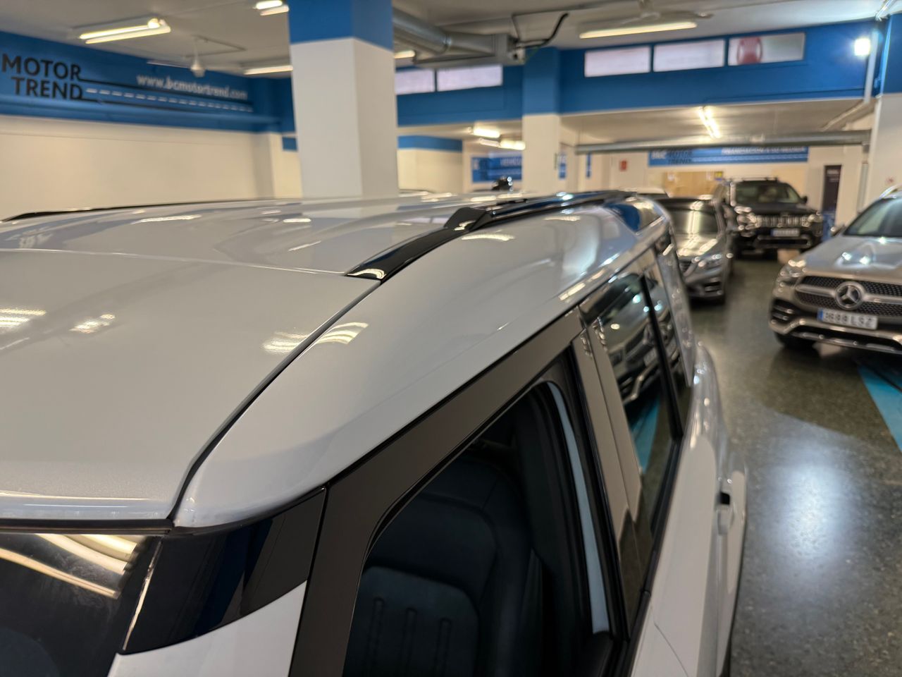 Land-Rover Defender 3.0D 110 S MHEV 200 AUTO AWD 6 PLAZAS. - Foto 44