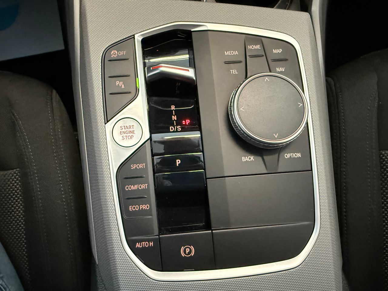 BMW Serie 3 320d TORING X-DRIVE - Foto 23