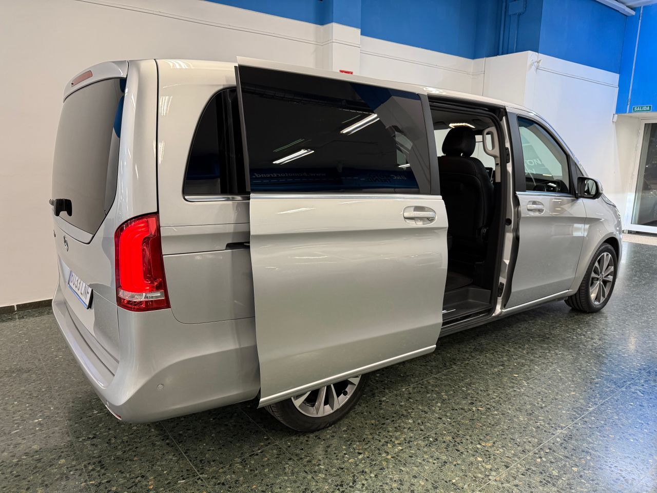 Mercedes Clase V 300d 9G TRONIC 7 PLAZAS - Foto 22